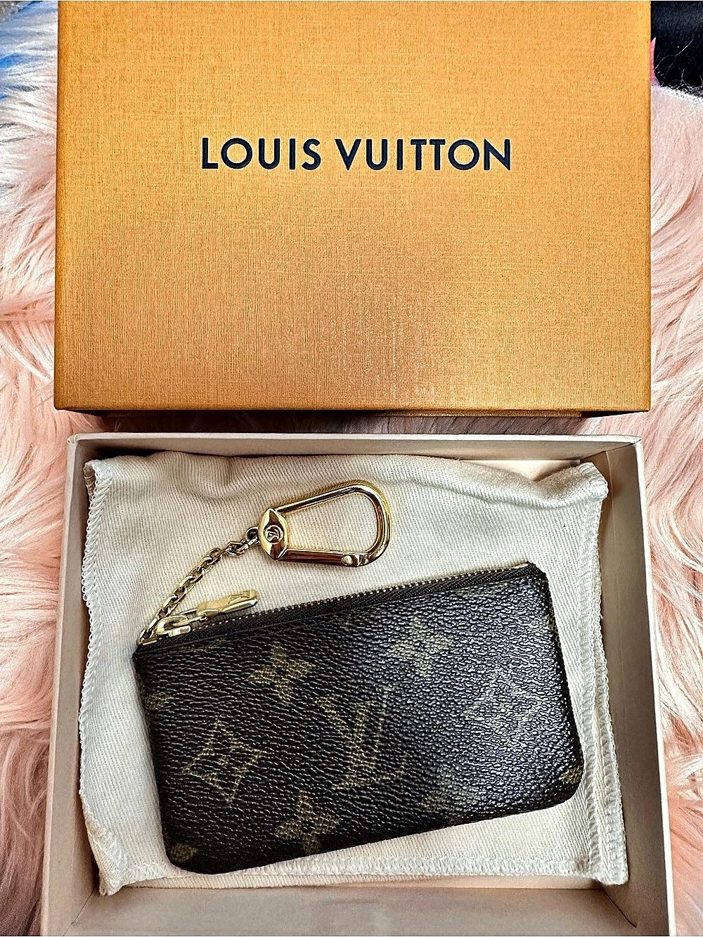 Louis Vuitton Key Pouch Monogram Brown & Gold